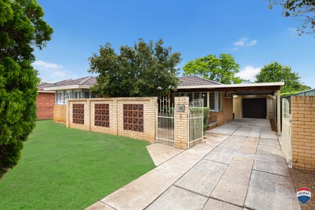 18 TUMBRIDGE CRESCENT, Cambridge Park, NSW 2747