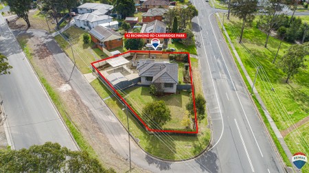 42 RICHMOND ROAD, Cambridge Park, NSW 2747