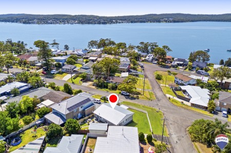 33 Winbin Crescent, Gwandalan, NSW 2259