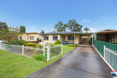 14 PEMBROKE STREET, Cambridge Park, NSW 2747
