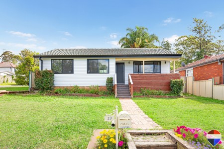19 SANDRINGHAM AVENUE, Cambridge Park, NSW 2747