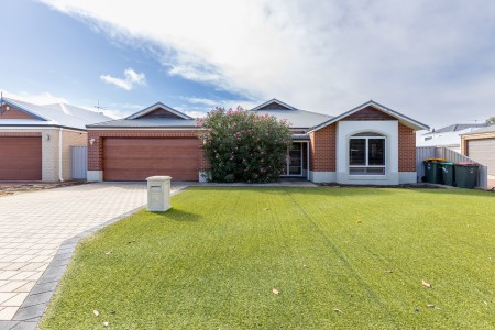 51 Belvoir Parkway, Darch, WA 6065