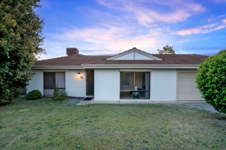 79 Hillcrest Road, Alexander Heights, WA 6064