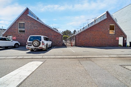 8/24 Thoroughgood Street, Burswood, WA 6100
