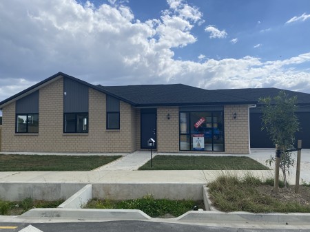 10 Holcroft Street, Papakura, Auckland 2013