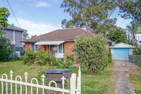 718m2 of land , Potential Granny flat S.T.C.A