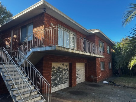 Great Location - Freshly Painted