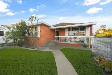 AUCTION - ON SITE - SATURDAY 6TH SEPTEMBER AT 3.30PM