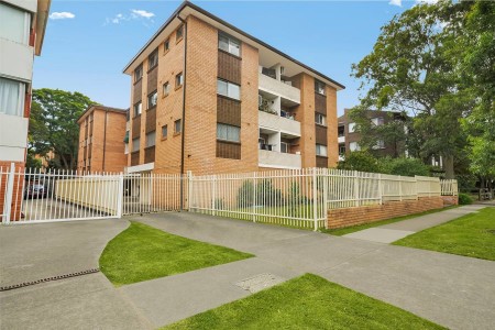 Freshly renovated, potential rent return $450 per week