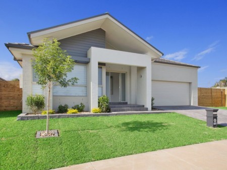 STUNNING NEW FAMILY HOME - 805SQM BLOCK-  ENTER VIA RABY RD