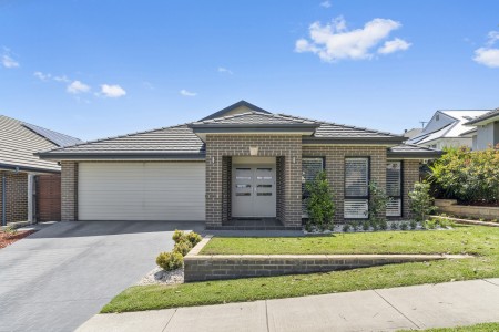 CAMDEN ACRES ESTATE - MODERN HOME READY TO MOVE STRAIGHT IN