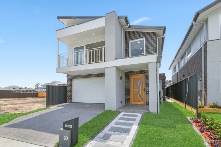 LUXURY BRAND NEW HOME