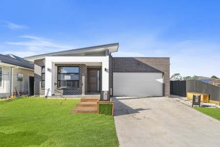 WELCOME TO YOUR DREAM HOME IN SPRING FARM