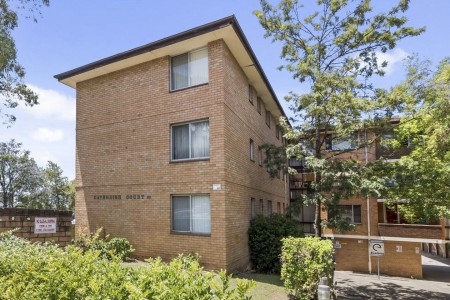 BEAUTIFUL 2 BEDROOM 1 BATHROOM UNIT