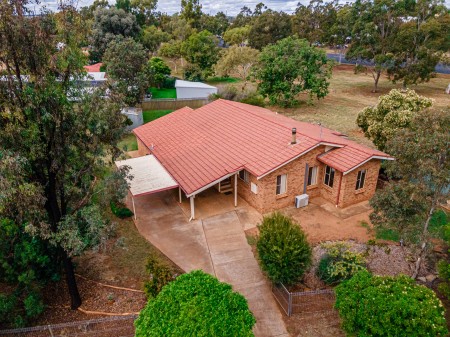 4 Light Place, Dubbo, NSW 2830