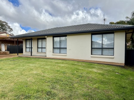 26 John Glenn Place, Dubbo, NSW 2830