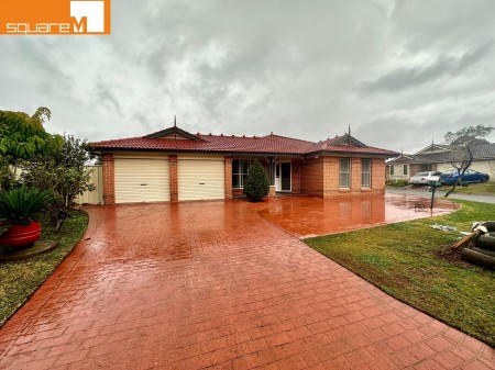 22 Morton Court, Wattle Grove, NSW 2173