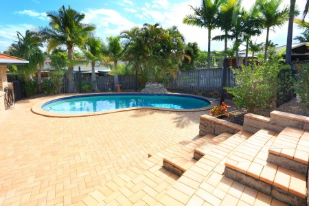 66 Galapagos Way, Pacific Pines, QLD 4211