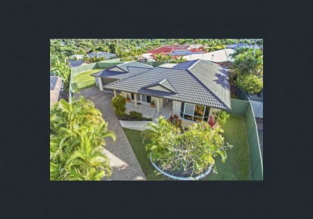 15 Ridgewood Court, Burleigh Waters, QLD 4220