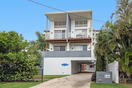 2/40 Jefferson Lane, Palm Beach, QLD 4221