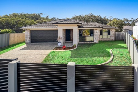 8 Matt Court, Upper Coomera, QLD 4209