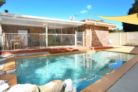 22 Marilyn Monroe Court, Parkwood, QLD 4214