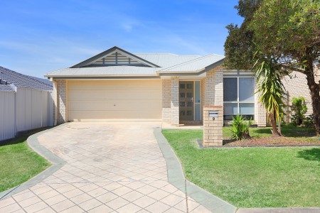 9 Heron Close, Coomera, QLD 4209