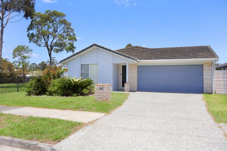 10 Collingrove Circuit, Pimpama, QLD 4209