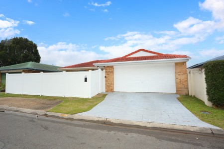 67 Numbat Court, Coombabah, QLD 4216