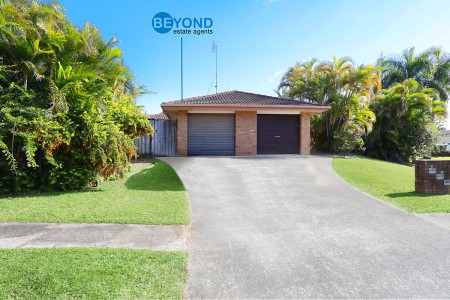 2/8 Academy Street, Oxenford, QLD 4210