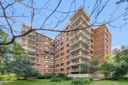 Sold by David Lao if you are looking to sell call 0466 756 377.