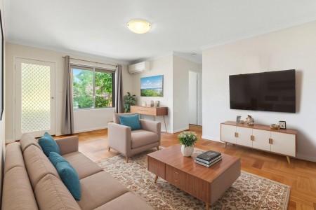 Refreshed light filled apartment