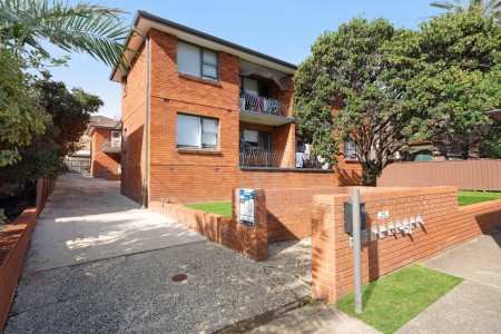 Tidy 2 Bedroom Unit