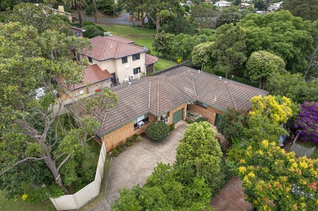 Unit 1 & 2 8 Spies Court, Mount Lofty, QLD 4350
