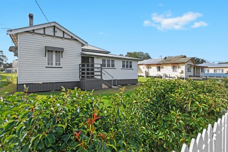 24 Federal Street, Oakey, QLD 4401