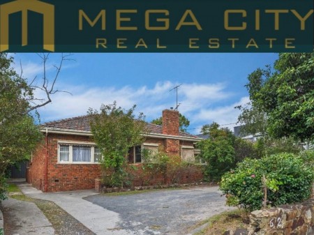 62 Station Street, Burwood, VIC 3125