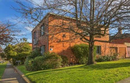 2/779 Station Street, Box Hill North, VIC 3129