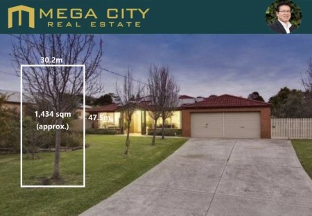 12 Woodlands Grove, Safety Beach, VIC 3936