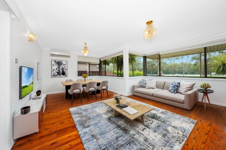 Park-Facing Family Living &mdash; Where Your Next Chapter Begins!