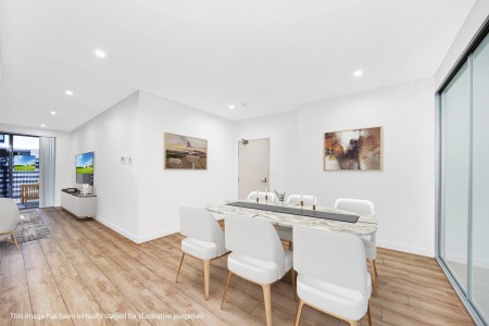 Ground Floor Luxury with a Huge Private Courtyard!