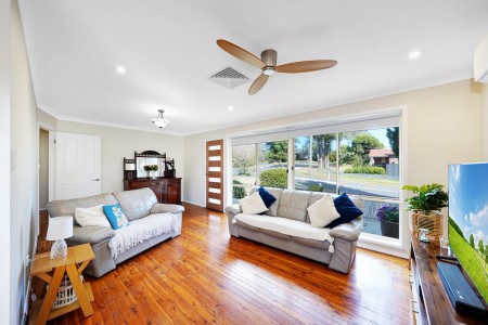 Space, Sunlight & Exciting Future Potential (STCA) in Baulkham Hills North!