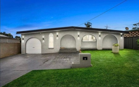 Stunning Modern Family Home at top location!
