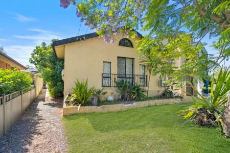 Beautiful 4-Bedroom Home in Center of Holsworthy