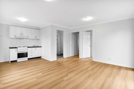 Spacious, Stylish and Superbly Located Granny Flat