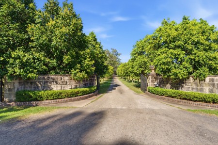 R3 ZONED DEVELOPMENT SITE - PRIME LAND SUBDIVISION OPPORTUNITY