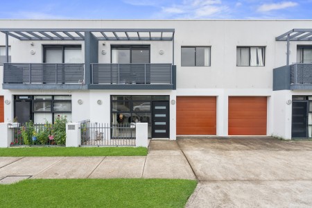 TERRIFFIC TOWNHOUSE