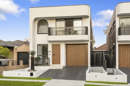 BRAND NEW ARCHITECTURALLY DESIGNED HOME - OPEN TO VIEW SAT 06/06/2026 @ 4-4.30PM