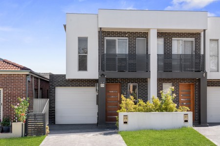 EXCEPTIONAL DUPLEX LIVING - OPEN TO VIEW SAT 13/06/2026 @ 10-10.30AM