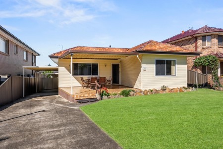 BUILD A DREAM HOME OR DUPLEX CONSTRUCTION