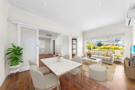 Air-Conditioned Renovated Three-Bedroom Family Home!
